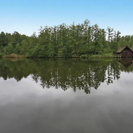 Bootshaus, Ferienhaus Mirow