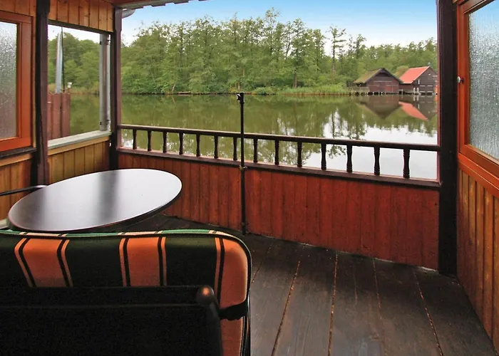 別荘 Bootshaus, ミロー